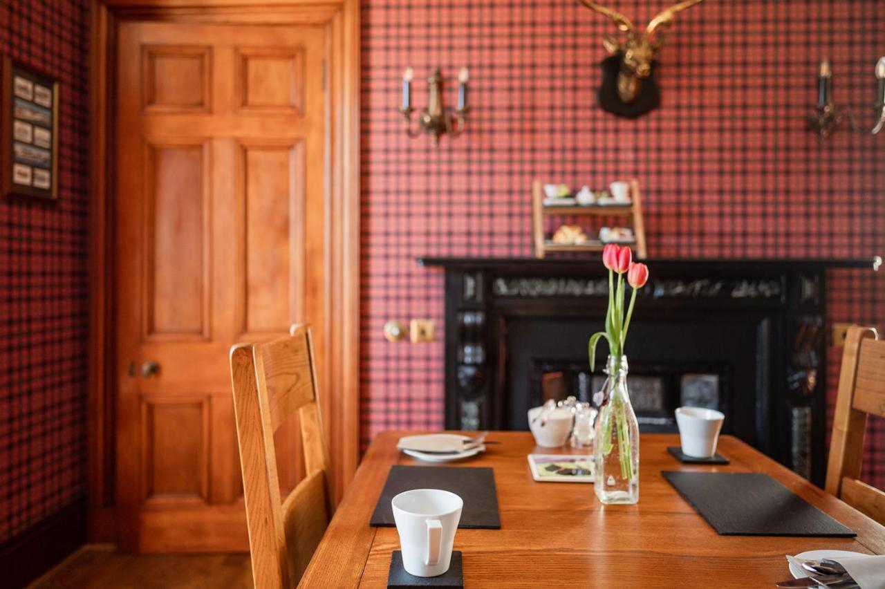 Strathallan Bed And Breakfast Grantown-on-Spey エクステリア 写真