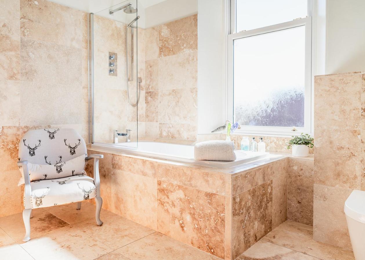 Strathallan Bed And Breakfast Grantown-on-Spey エクステリア 写真