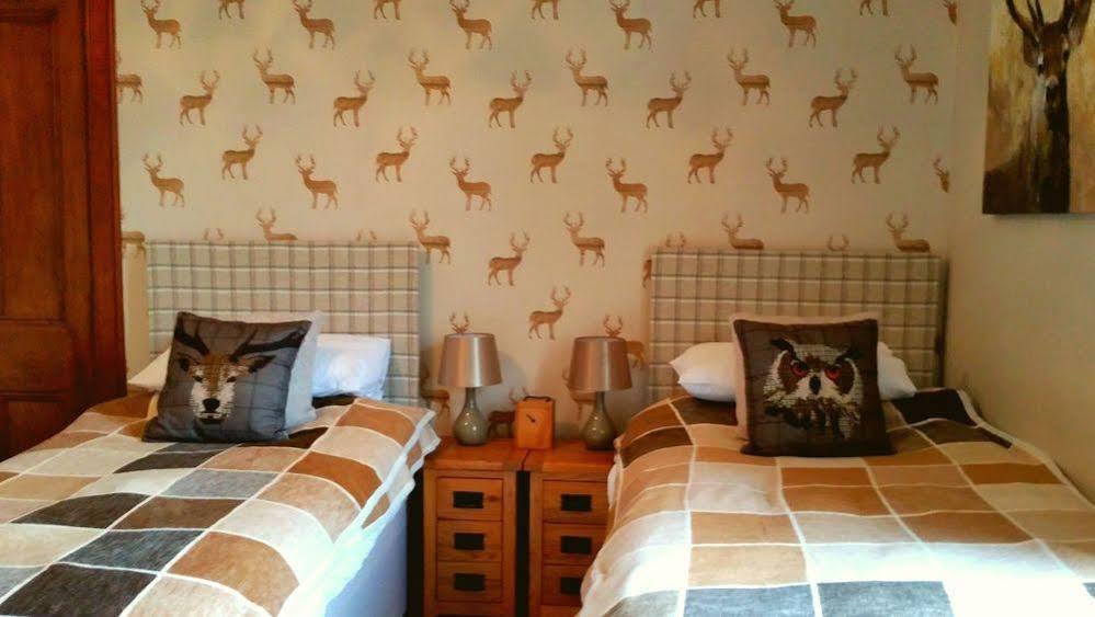 Strathallan Bed And Breakfast Grantown-on-Spey エクステリア 写真