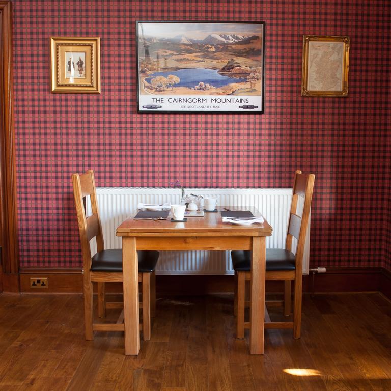 Strathallan Bed And Breakfast Grantown-on-Spey エクステリア 写真